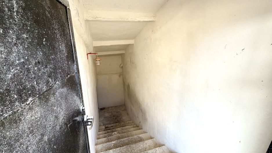 Casa în or.Ialoveni centru - Poză 10