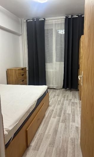 Apartament 3 camere complet renovat - Poză 13