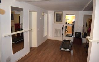 Vila spatioasa de inchiriat | gradina generoasa si piscina |Pipera - Poză 11