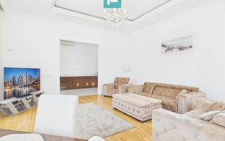 Apartament deosebit în clădire istorică central - Poză 3