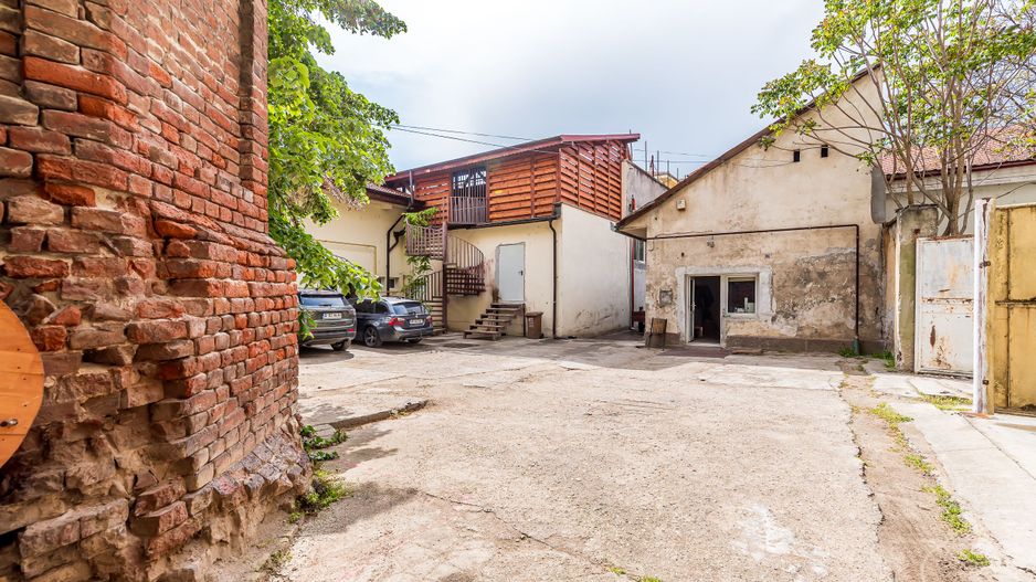 De închiriat spațiu ultracentral, ideal pentru multiple activități - Poză 7