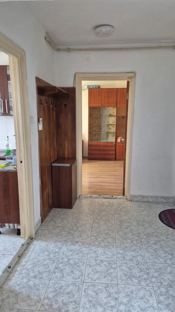 apartament decomandat 2 camere - Poză 6