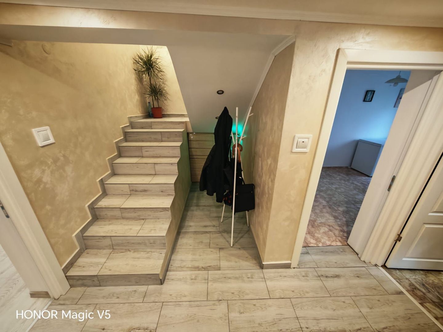 Casa 6 camere 165mp + 160m curte liber Piata Sudului, Obregia, Berceni - Poză 5