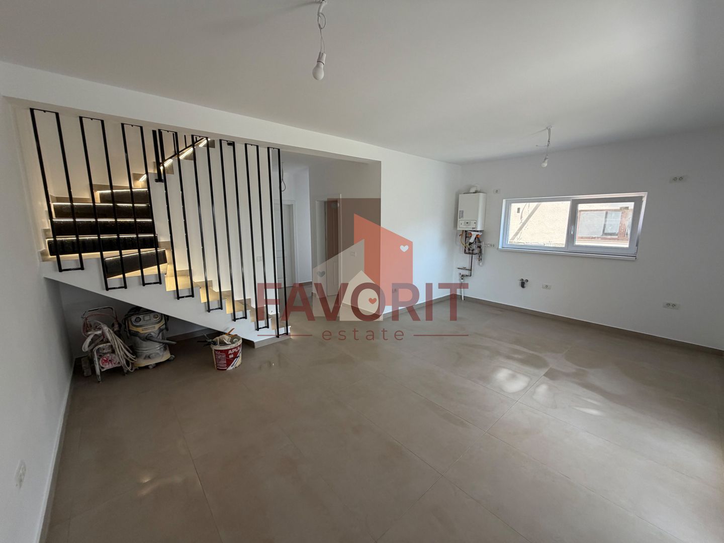 Comision 0%. Toate utilitatile. Strada asfaltata. Disponibil imediat. - Poză 1
