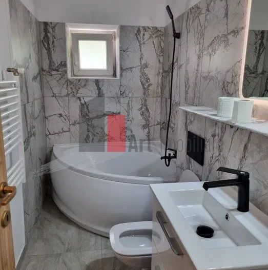 3 camere pe strada Panait Cerna - Poză 4