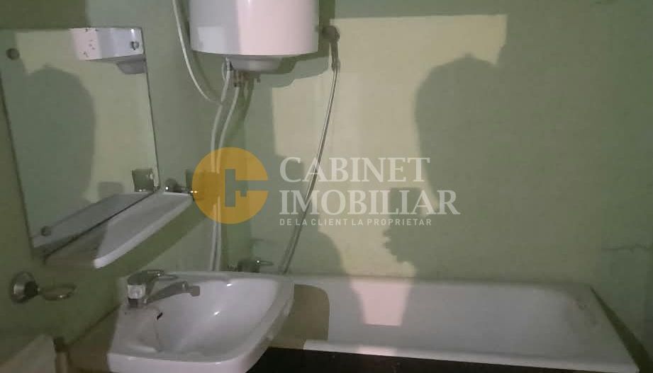 🏡 VÂND APARTAMENT CU 3 CAMERE ÎN BELCEȘTI – 67 MP – PREȚ: 39.000 EURO! - Poză 5