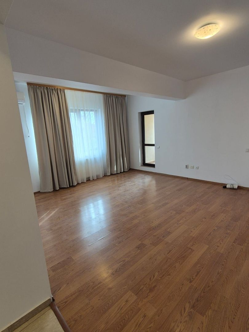 APARTAMENT COCHET CENTRALA PROPRIE METROU EROI REVOLUTIEI - Poză 1
