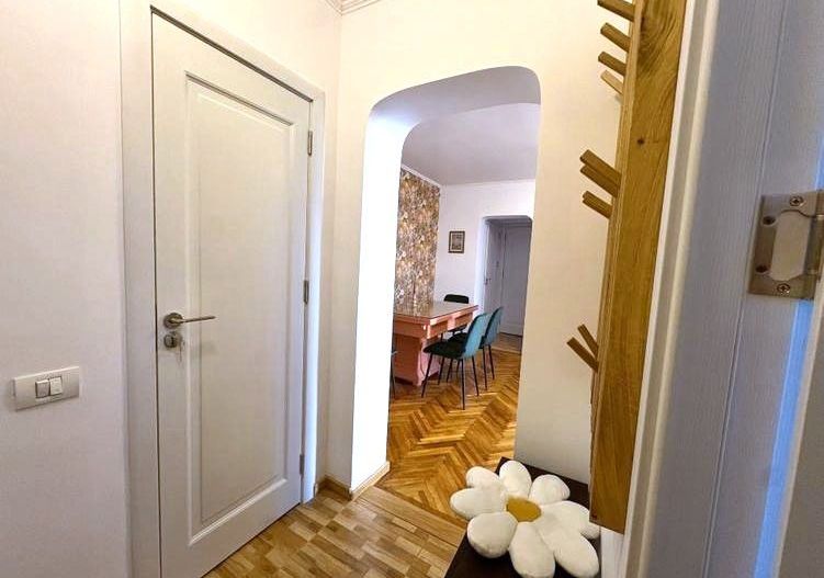 🏡 ]nchiriez Apartament cu 3 camere, 68 mp, parcare inclusă, Titan - Poză 12