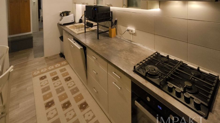 Apartament  cu 3 camere decomandate, 2 băi, etaj 1 - Zorilor - Poză 6