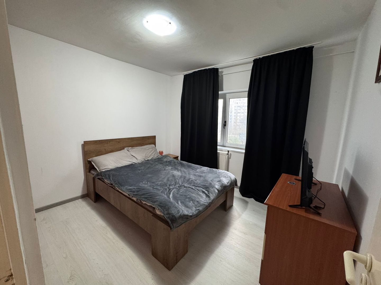 Apartament cu 2 camere - parc Tineretului - Poză 2