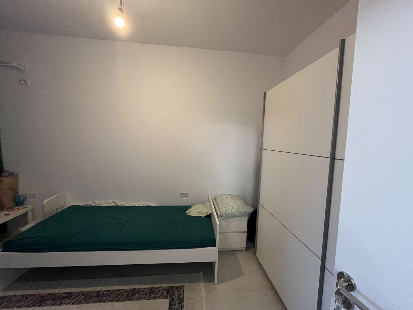 3 CAMERE MOBILAT LA DOAR 7 MINUTE DE METROU - Poză 17