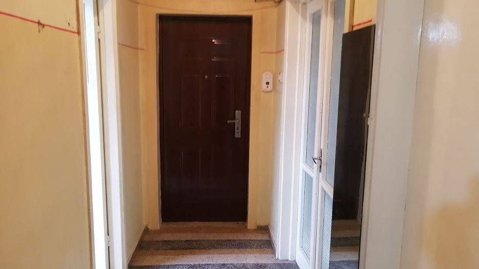 2 camere zona pietei Tractorul - Poză 7