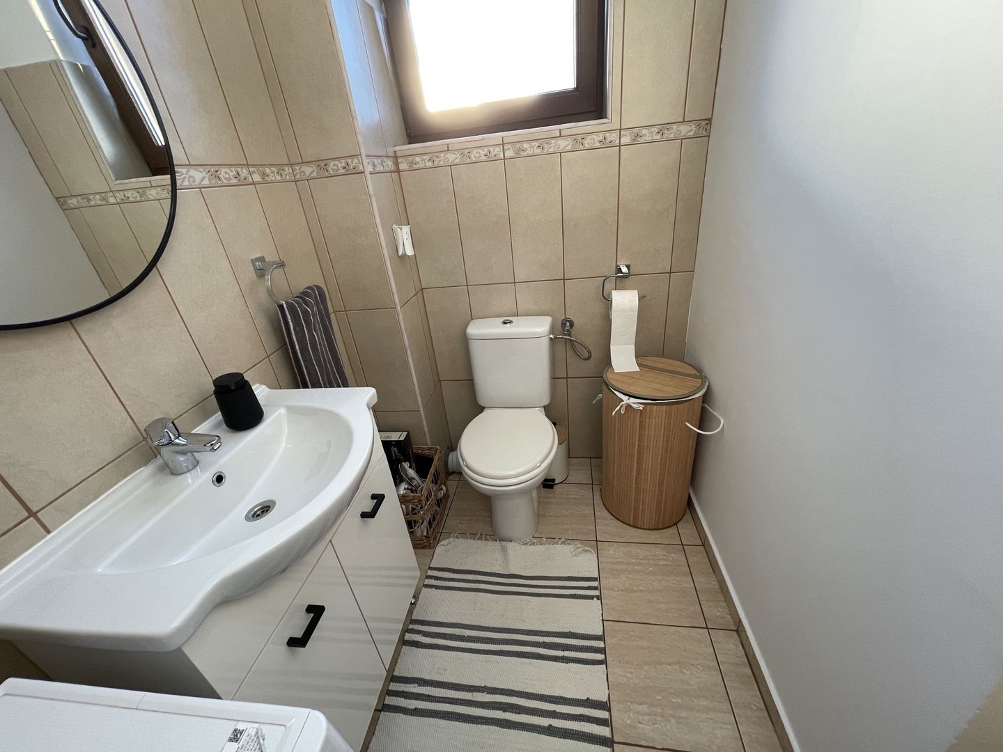 Casa moderna, frumos amenajata in zona Bogdanestilor - Poză 11