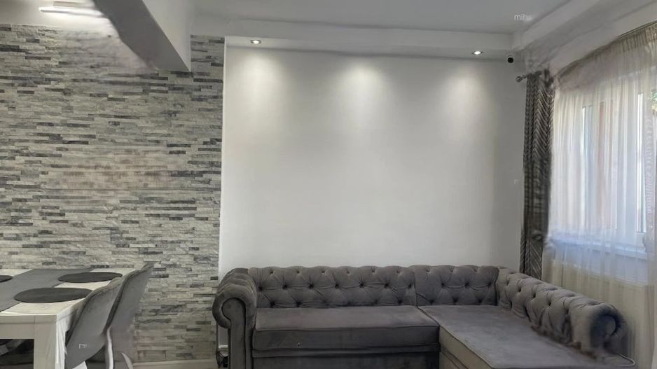 Inchirere vila deosebita si moderna in Vatra Luminoasa - Poză 4