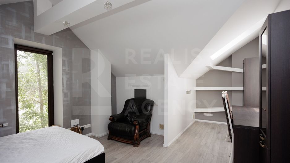 Chirie , casă 180 mp + 6 ari, str. Ghidighici, Buiucani - Poză 25