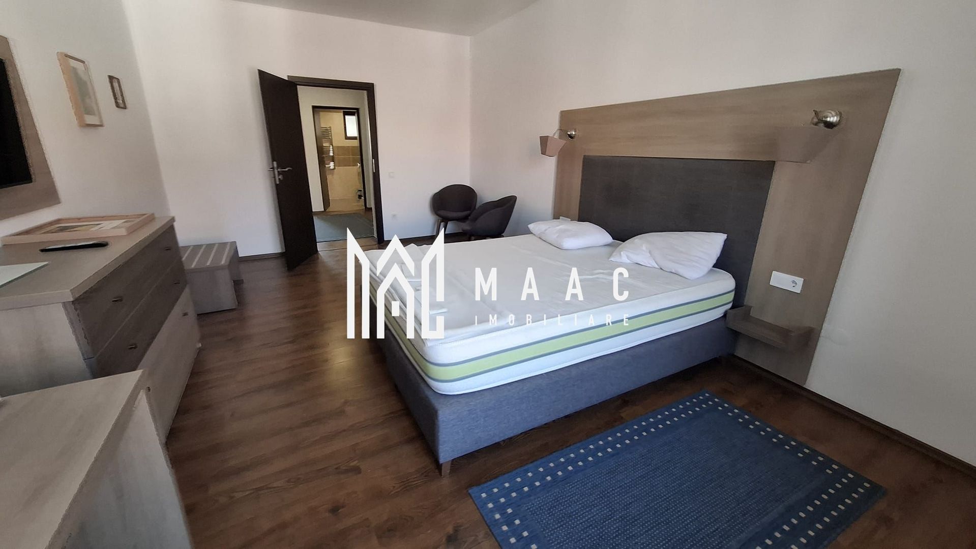 Pensiune 12 camere de închiriat | Central, Sibiu | terasă - Poză 37