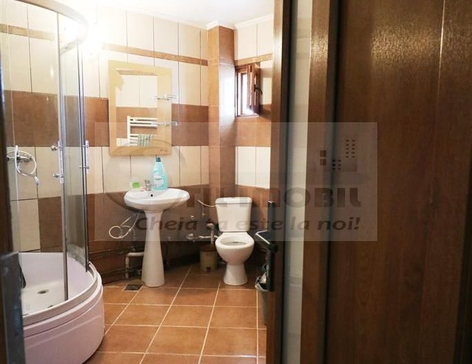 APARTAMENT 2 CAMERE DECOMANDAT PODU DE FIER UMF - Poză 12