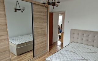 Apartament renovat cu trei camere,  Emil Racovita, 106.000€ - Poză 1