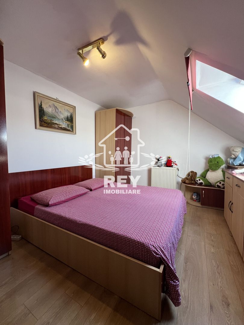 De vanzare- Apartament 3 camere str Luptei - Poză 5