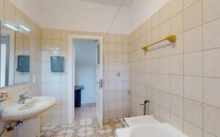 Spatiu Birouri | Etaj 1 + Mansarda | 4 Locuri Parcare | Zona Unirii | 200mp - Poză 15