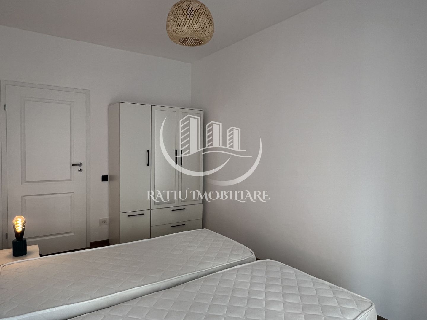 Apartament cu 3 camere | Terasa 70 mp | Luceafarul | Oradea - Poză 15
