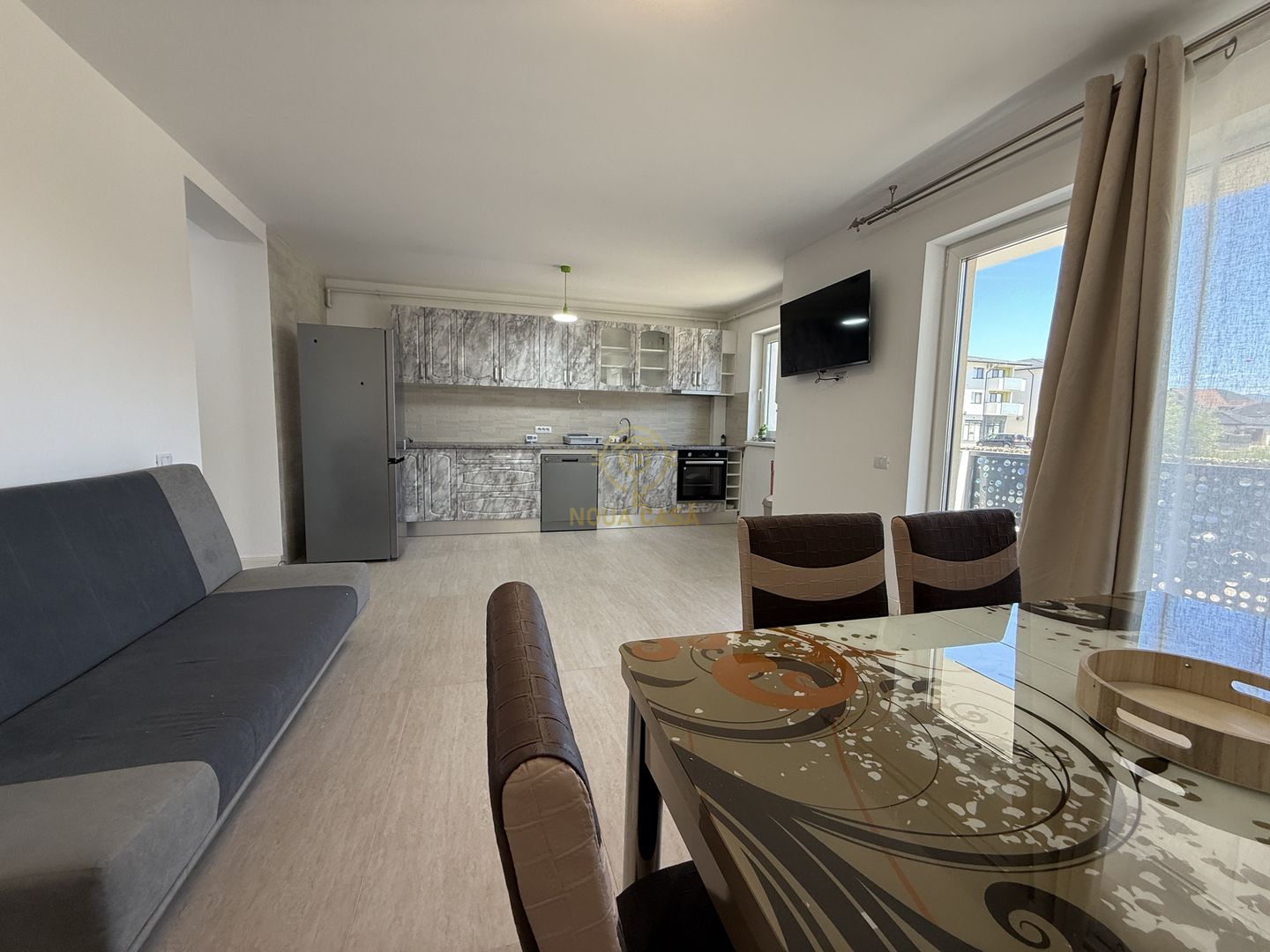 De inchiriat Apartament Bloc Nou/2 Camere/Balcon/Parcare - Poză 1