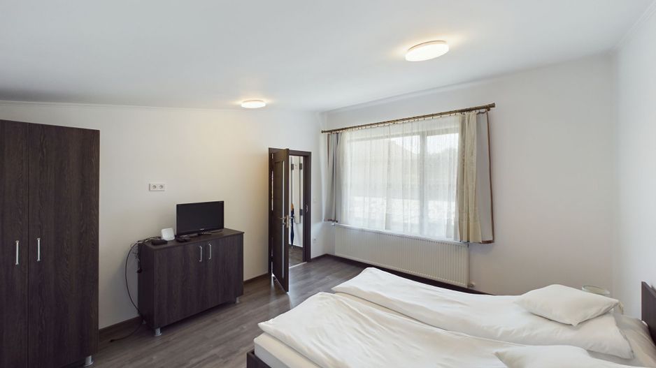 Afacere la cheie în Mezőhegyes-Ungaria - Poză 9