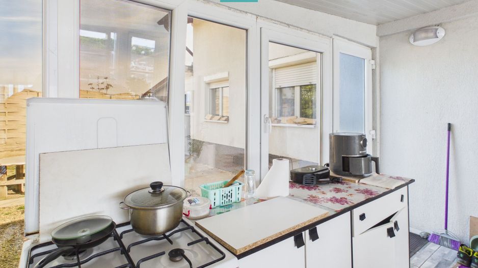 Casă retrasă Pișchia – 4 camere, teren 920 mp - Poză 23