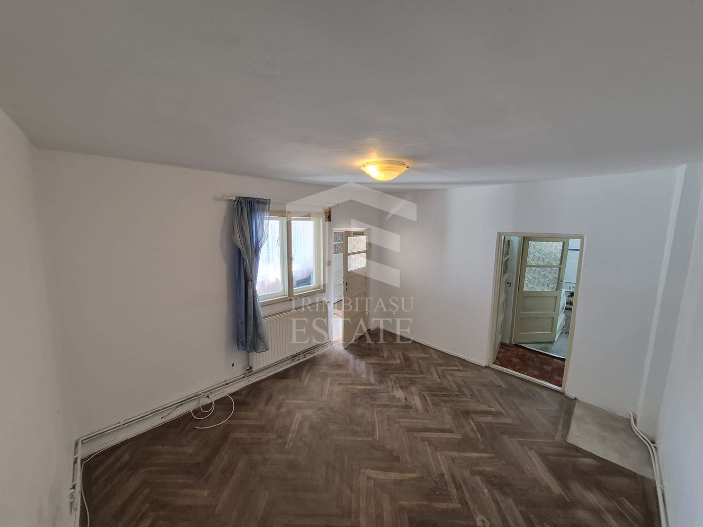 casa veche ce asteapta amenajarea ta, Ploiesti, central - Poză 7