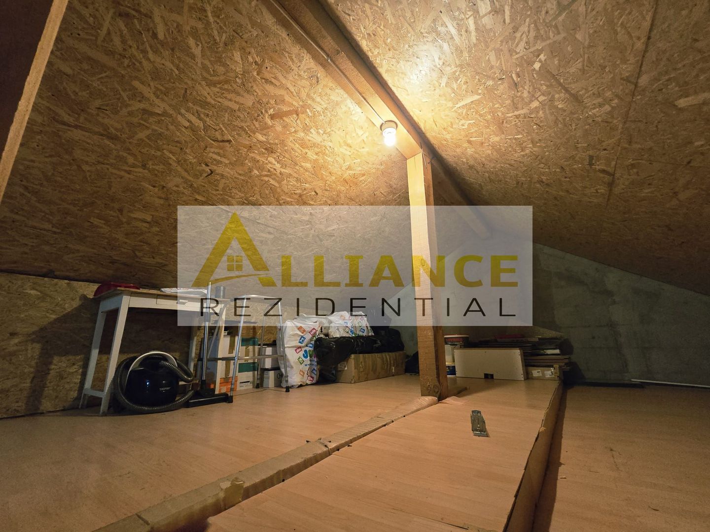Casa Individuala - 5 camere - 2 bai - 385mp teren - Poză 31