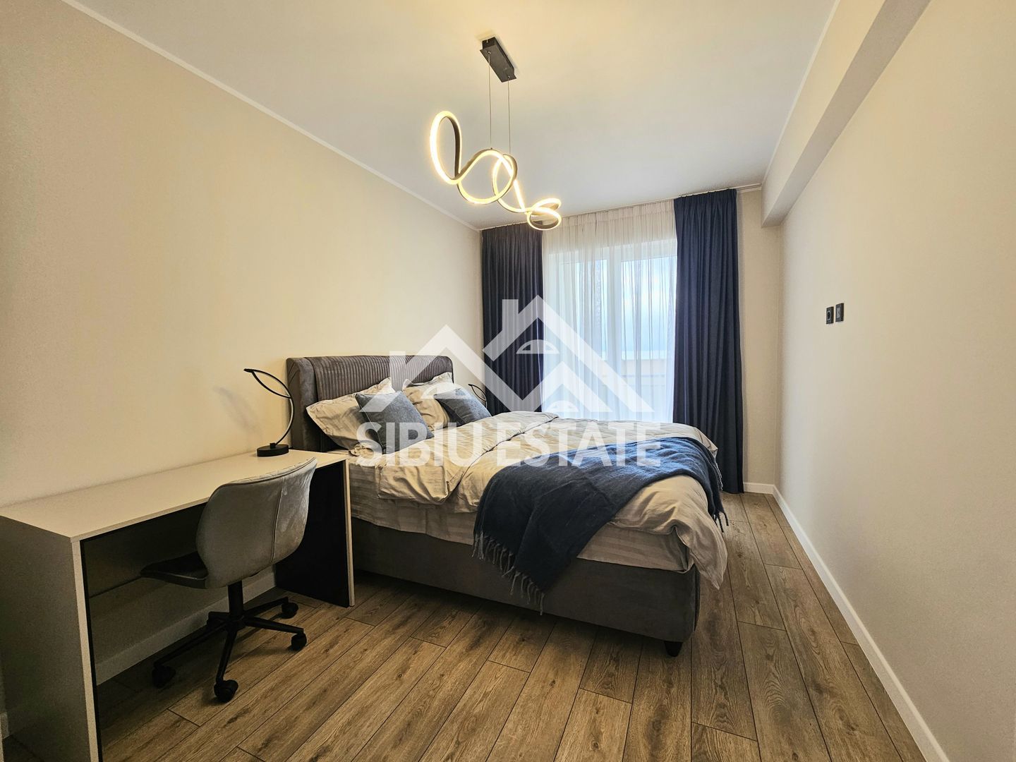 Apartament 3 camere, 2 bai terasa langa Mall Selimbar - Poză 7