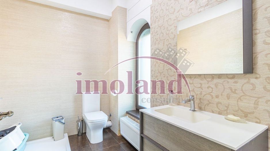 Vila cu piscina si garaj - 6 dormitoare - Pantelimon - Poză 23