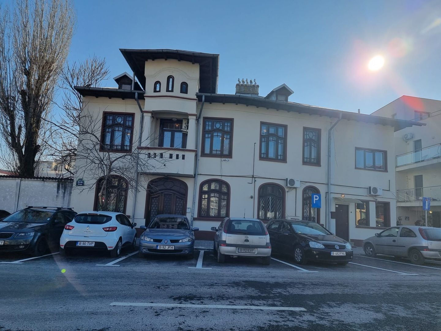 Vila individuala S+P+E+M zona Piata Muncii - Poză 1