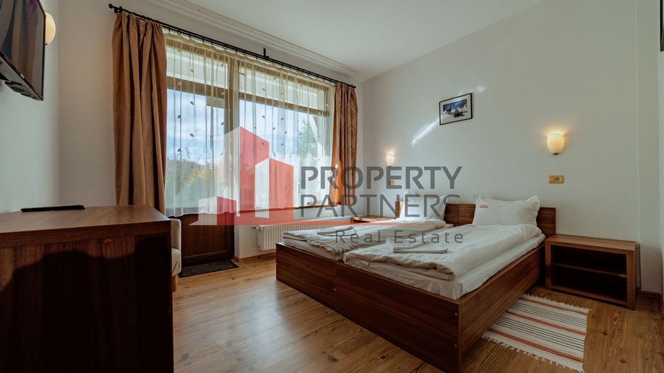 Pensiune  în Bran, sat Poarta – Afacere la cheie, locație premium - Poză 10