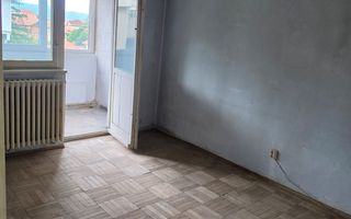 Apartament 4 camere decomandat | Traian, Râmnicu Vâlcea | 70,43 mp, etaj 4 - Poză 4