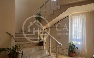 Casa cu 5 camere de inchiriat zona Centrala Oradea - Poză 11