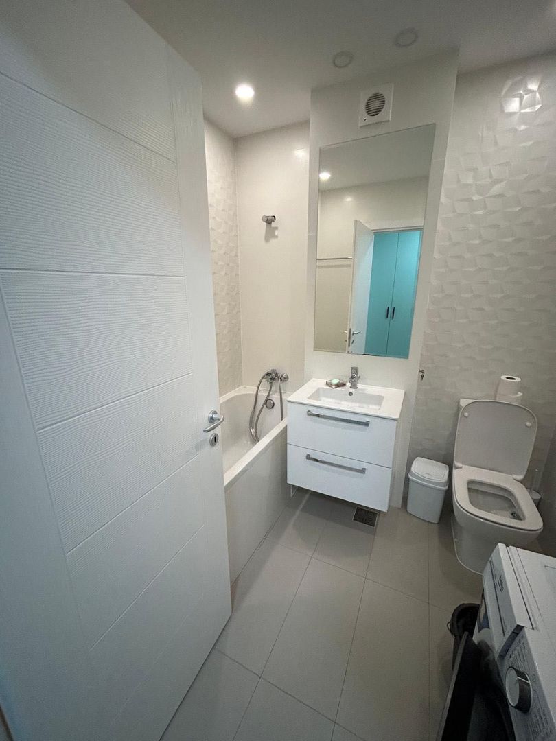 Garsoniera premium Hils Pallady, centrala proprie, parcare inclusă, 2 min metrou - Poză 2