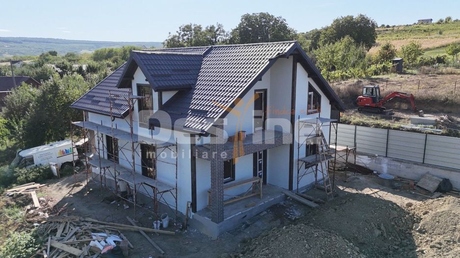 Casă nouă cu mansardă – teren 500 mp *Chicerea-Tomești - Poză 2