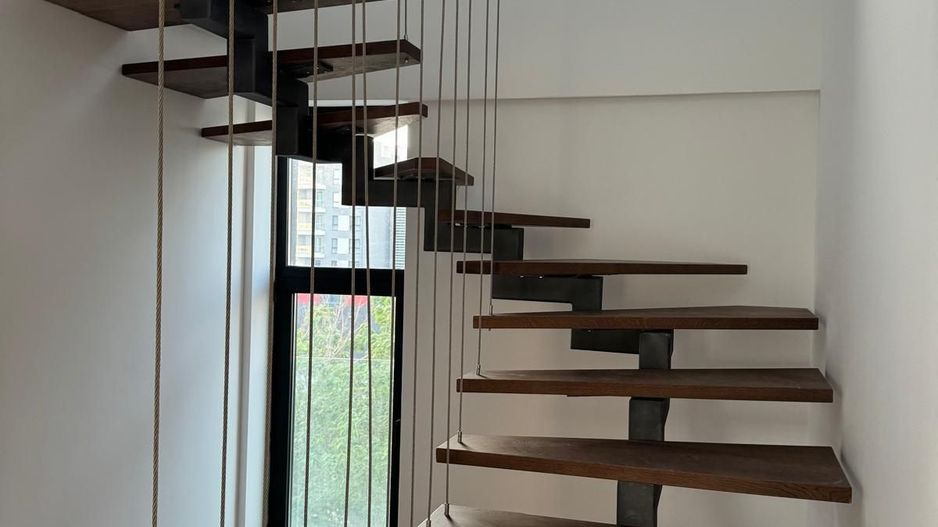 Duplex Superb de Vânzare în Zona Herăstrău-Aviatiei 5 camere - Poză 2