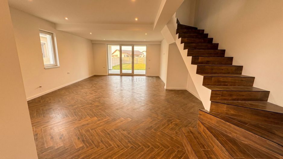 Duplex despartit prin casa scarii Urseni - Mosnita Noua - Comision 0 - Poză 2