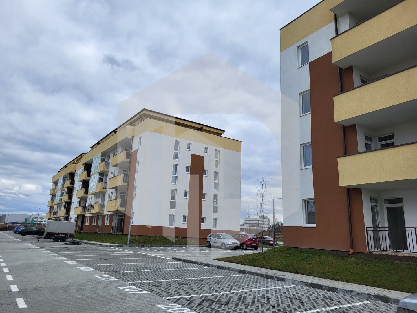 Henri Coanda | Apartament 2 Camere | Bucatarie Separata | Intabulata - Poză 1