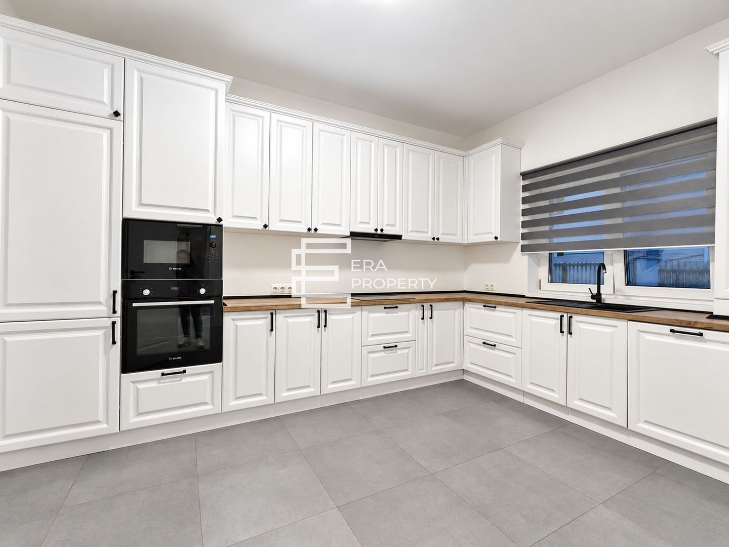 Casa de inchiriat 4 camere, 2 bai, curte si terasa | Selimbar - Poză 4