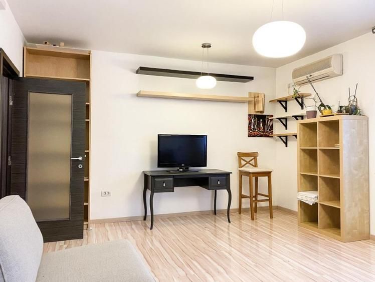Apartament 3 camere -Camera de comert - Poză 2