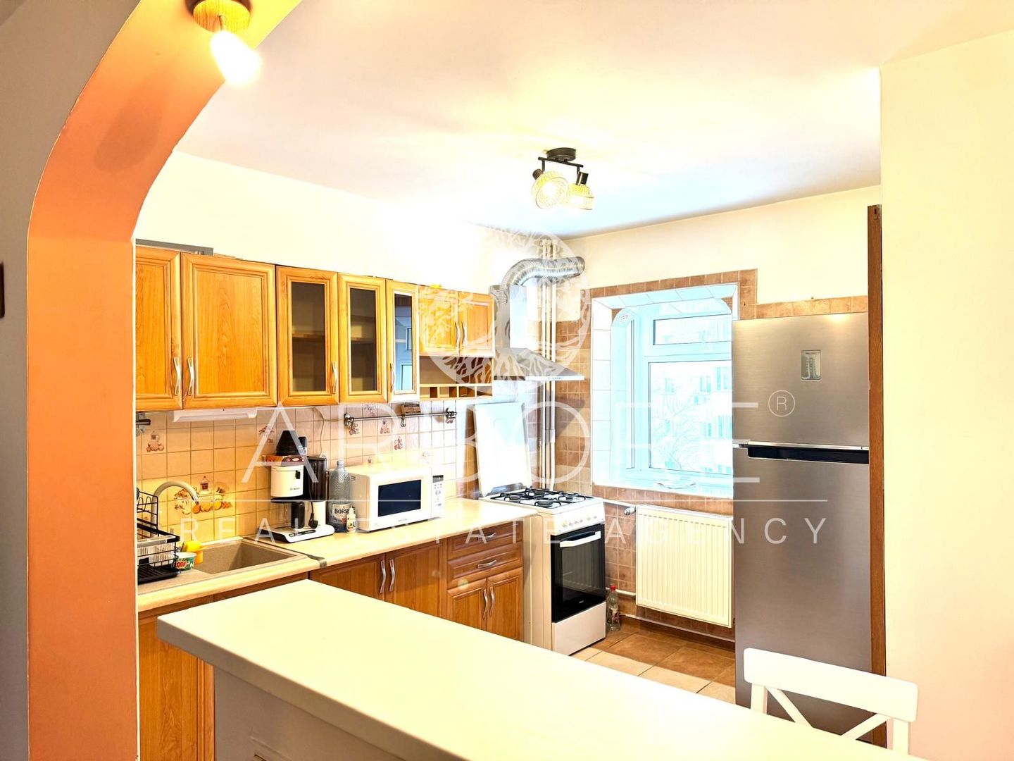 Apartament 3 camere de închiriat–Loc de parcare inclus - Poză 3