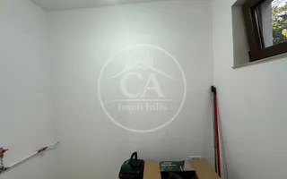 Casa de vanzare cu 3 camere in zona Valenta, Oradea - Poză 12