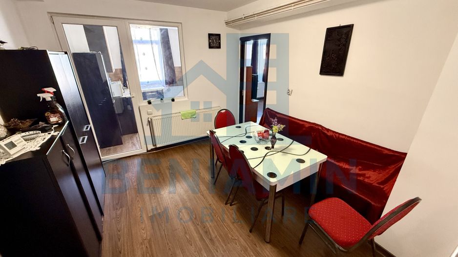 3 decomandate - 68mp - centrala proprie - 2014 - Craiovita Noua - Poză 4