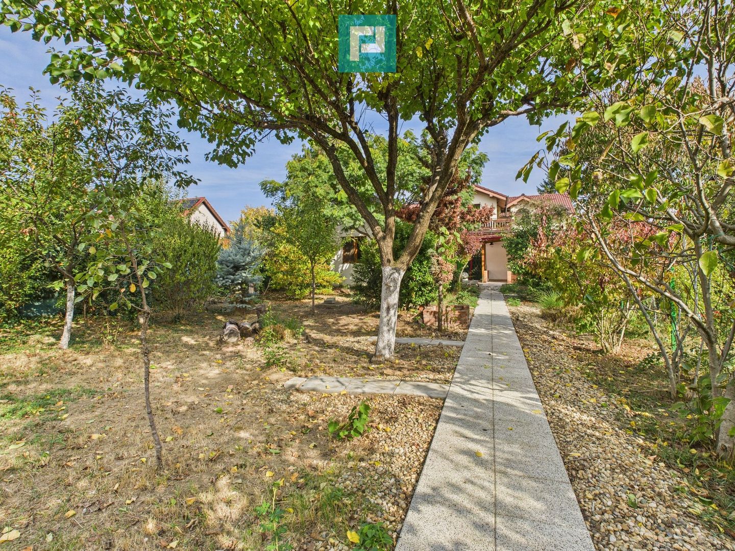 Casă cu o cameră, teren 350 mp în Subcetate - Poză 23