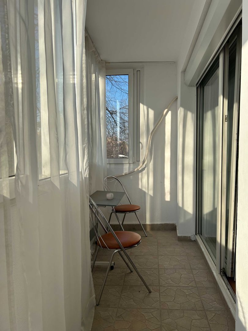 Apartament 2 camere renovat la intrarea în Cișmigiu / bloc reabilitat - Poză 8