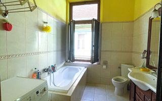 BRASADAS vinde ap 2 cam în Centrul Vechi al oraşului Satu Mare - Poză 8