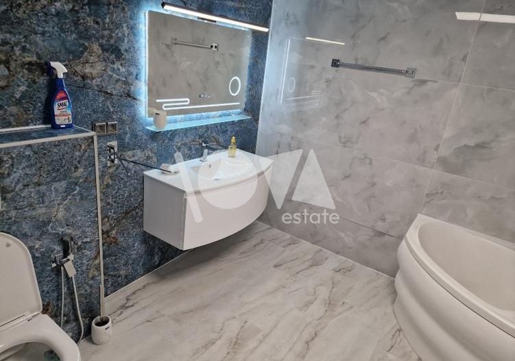 De închiriat Duplex 5 camere (parter + demisol) - vila Piata Romana - Poză 11